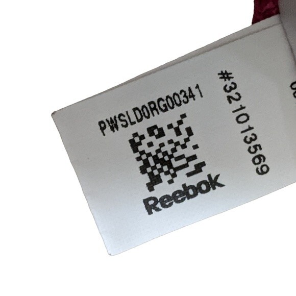 Reebok athletic top size Medium - Picture 7 of 8